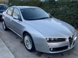 Grigio Usata 2006 Alfa Romeo 159 Tre volumi | 3100 € (Buon prezzo)