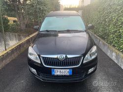 Nero Usata 2012 Skoda Roomster Monovolume | 3400 €