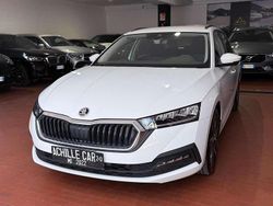 Bianco Usata 2021 Skoda Octavia Executive Station wagon | 19.900 € (Ottimo prezzo)
