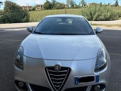 Argento Usata 2015 Alfa Romeo Giulietta Progression Due volumi | 9000 € (Buon prezzo)