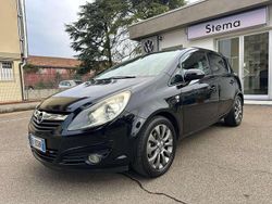 Nero Usata 2010 Opel Corsa Edition Tre volumi | 3000 € (Cara)