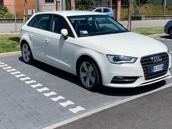 Bianco Usata 2014 Audi A3 Ambition Tre volumi | 15.500 € (Cara)