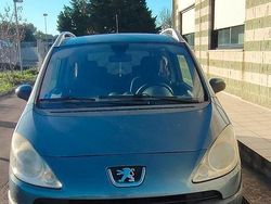 Grigio Usata 2005 Peugeot 1007 Monovolume | 2000 € (Buon prezzo)