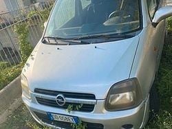 Grigio Usata 2006 Opel Agila Due volumi | 3300 € (Cara)