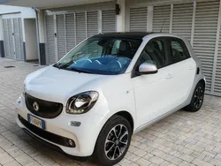 Bianco Usata 2016 Smart ForFour Passion Due volumi | 8000 € (Buon prezzo)