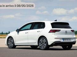 Argento Nuova 2025 VW Golf Life Tre volumi | 35.180 € (Ottimo prezzo)