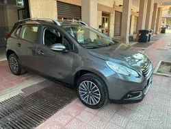 Usata 2015 Peugeot 2008 SUV | 7900 € (Cara)