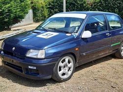 Usata 1992 Renault Clio Tre volumi | 11.500 €