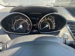 Nero Usata 2015 Ford Fiesta Titanium Due volumi | 5700 € (Ottimo prezzo)