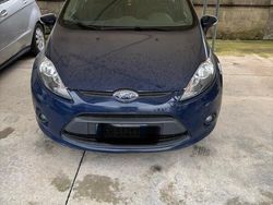 Blu Usata 2011 Ford Fiesta Due volumi | 5000 € (Buon prezzo)