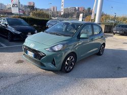 Verde Usata 2023 Hyundai i10 Due volumi | 13.400 € (Buon prezzo)