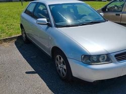 Grigio Usata 2002 Audi A3 Tre volumi | 500 €