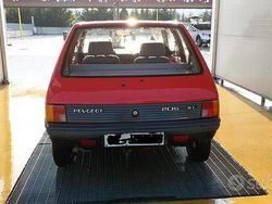 Rosso Usata 1990 Peugeot 205 Tre volumi | 1000 €