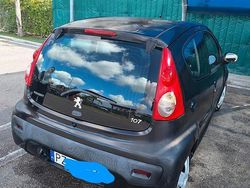 Nero Usata 2010 Peugeot 107 Due volumi | 3500 € (Buon prezzo)