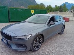 Grigio Usata 2021 Volvo V60 Station wagon | 15.950 € (Buon prezzo)