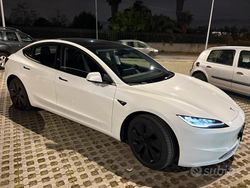 Usata 2025 Tesla Model 3 Tre volumi | 40.900 €