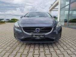 Grigio Usata 2013 Volvo V40 Momentum Tre volumi | 4900 € (Buon prezzo)