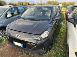 Bianco Usata 2024 Hyundai i10 Due volumi | 14.950 € (Buon prezzo)