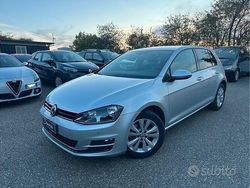 Grigio Usata 2017 VW Golf VII Comfortline Tre volumi | 12.999 € (Buon prezzo)