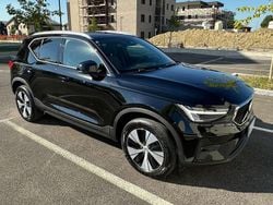 Nero Usata 2023 Volvo XC40 Core SUV | 29.800 € (Buon prezzo)