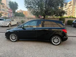 Nero Usata 2012 Mercedes B180 Premium Monovolume | 7800 € (Buon prezzo)