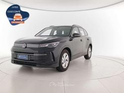 Grenadill black metallizzato Usata 2025 VW Tiguan R-line Plus SUV | 38.000 € (Buon prezzo)