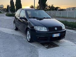 Nero Usata 2006 Fiat Punto Due volumi | 1999 € (Buon prezzo)