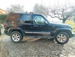 Nero Usata 2007 Jeep Cherokee SUV | 4500 €