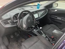 Usata 2013 Alfa Romeo Giulietta Due volumi | 2200 € (Super prezzo)