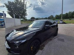 Usata 2018 Maserati Levante SUV | 39.000 € (Buon prezzo)