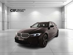 Black sapphire metallizzato Nuova 2025 BMW 318 M Sport Station wagon | 47.900 € (Buon prezzo)