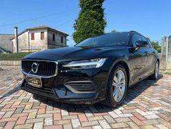Nero Usata 2021 Volvo V60 Business Edition Station wagon | 19.900 € (Buon prezzo)