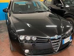 Nero Usata 2010 Alfa Romeo 159 Tre volumi | 4500 € (Buon prezzo)