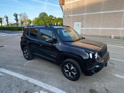 Usata 2019 Jeep Renegade Trailhawk SUV | 22.300 € (Molto cara)