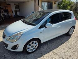 Bianco Usata 2011 Opel Corsa Tre volumi | 4450 € (Buon prezzo)