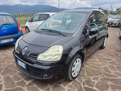 Usata 2007 Renault Modus Monovolume | 2100 € (Buon prezzo)