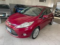 Viola Usata 2012 Ford Fiesta Titanium Tre volumi | 4900 € (Buon prezzo)