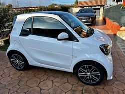 Bianco Usata 2019 Smart ForTwo Coupé Superpassion Due volumi | 12.500 € (Buon prezzo)