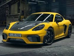 Giallo racing Nuova 2025 Porsche Cayman GT4 Coupé | 194.754 € (Molto cara)