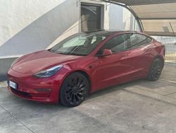 Rosso Usata 2022 Tesla Model 3 Performance Tre volumi | 35.000 € (Cara)