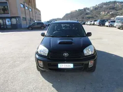 Nero Usata 2003 Toyota RAV4 SUV | 4840 € (Buon prezzo)