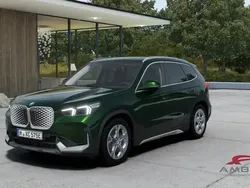 Sanremo green metallic Nuova 2025 BMW iX1 xLine SUV | 37.900 € (Super prezzo)