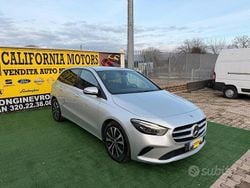 Grigio Usata 2022 Mercedes 180 Tre volumi | 18.700 € (Super prezzo)