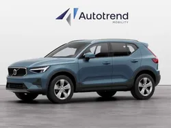 Blu Nuova 2024 Volvo XC40 Core SUV | 36.200 € (Buon prezzo)