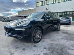 Usata 2015 Porsche Cayenne SUV | 22.150 € (Buon prezzo)