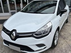 Bianco Usata 2018 Renault Clio IV Collection Tre volumi | 11.500 € (Buon prezzo)
