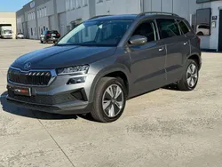 Grigio scuro Usata 2023 Skoda Karoq Executive SUV | 22.900 € (Ottimo prezzo)