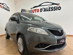 Grigio Usata 2015 Lancia Ypsilon Gold Due volumi | 8400 € (Cara)