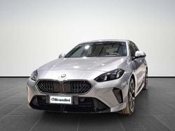 Skyscraper grey metallic Usata 2024 BMW 118 M Sport Due volumi | 37.007 € (Buon prezzo)