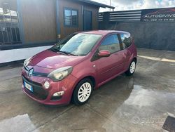 Viola Usata 2013 Renault Twingo Due volumi | 1750 € (Super prezzo)